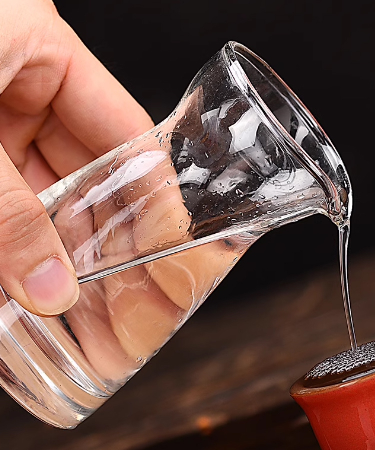 储氏家族宗亲酒图片