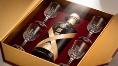 别再乱买商务用酒了!定制酒才是隐藏的加分项