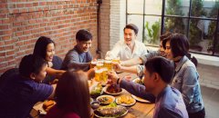 酒桌上这三种“从不敬酒”的人，看似低调，实则情商顶尖，绝不能小瞧